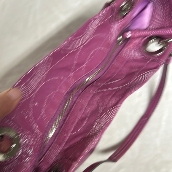 Coach Pink Tote Bag with Signature Design - Picture 15 of 15